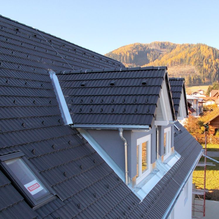 Ziegeldach Dachgaupen - Gollner GmbH - Dachdeckerei, Spenglerei, Garten- und Landschaftsgestalter