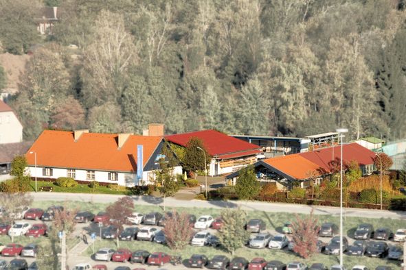 Gollner GmbH - Dachdeckerei, Spenglerei, Garten- und Landschaftsgestalter